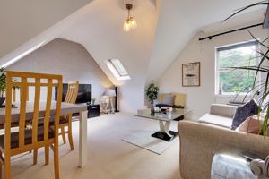 Lounge- click for photo gallery